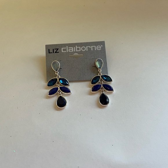 Liz Claiborne Pierced Earring’s - Picture 3 of 4